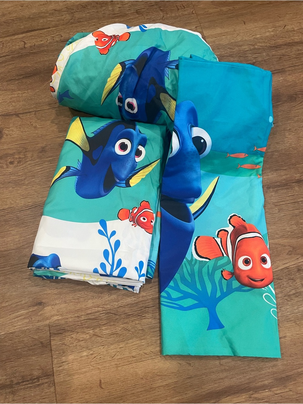 Disney Finding Dory Blue Aqua Kids Bedding Sheet Set - Picture 2 of 3